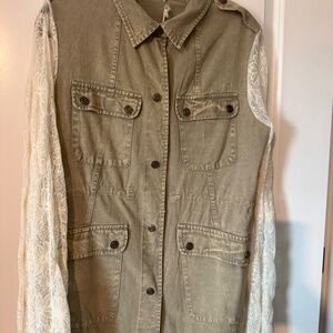 Gimmicks by BKE Olive Jean Jacket with White Lace Sleeves Sz: Med.